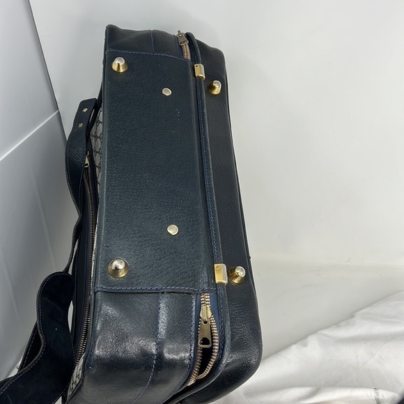 Large Vintage Gucci Carry On Attaché Shoulder Bag - Picture 15 of 16